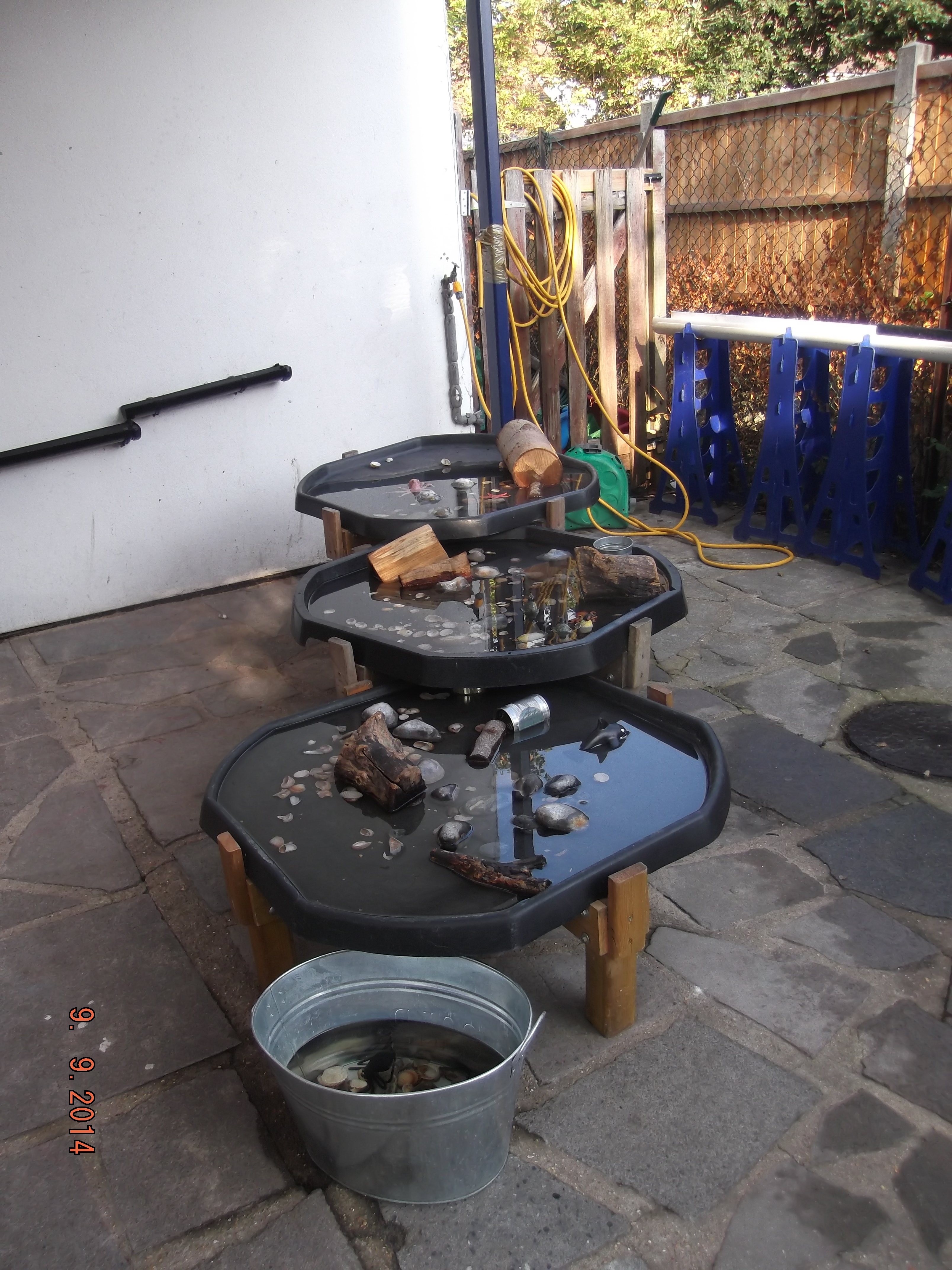 Mud and Water Stacked Play Trays